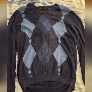 medium v neck blue sweater